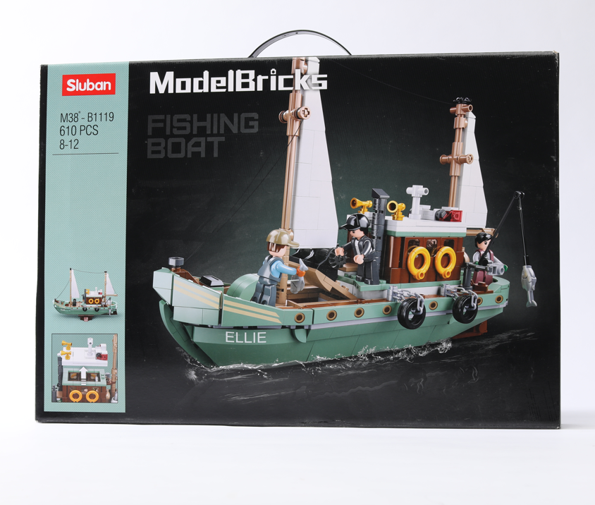 JOUET COFFRET LEGO SLUBAN BATEAU 610 PCS M38-B1119