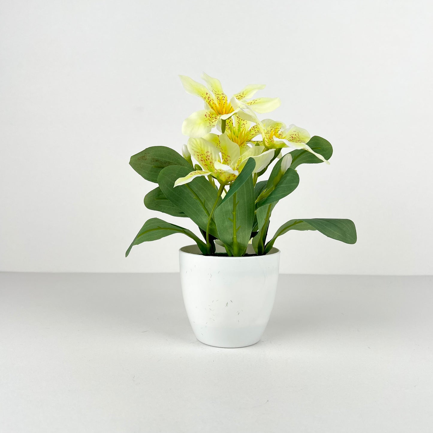 POT DECORATIF PM PLASTIQUE FLEURES  REF HZ744-9