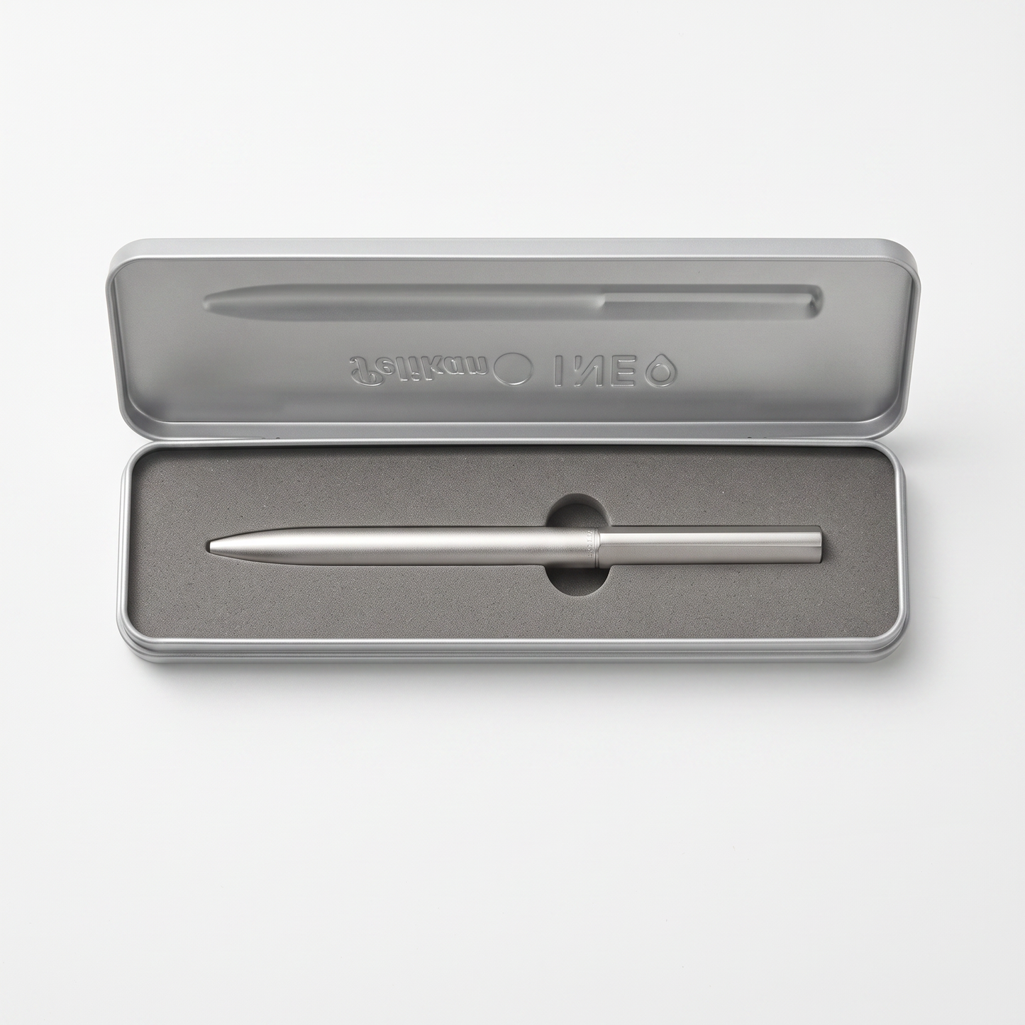 COFFRET+STYLO A BILLE PELIKAN INEO ARGENT 822466